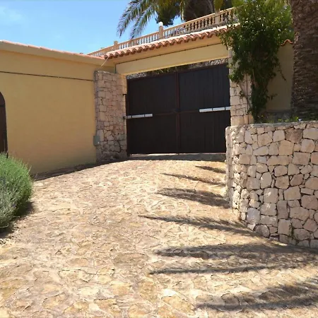 Chalet Casa Castillo Al Mar
